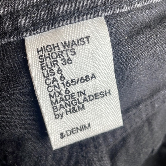 H&M Black Denim High Waisted Shorts Size 6 Distressed - Picture 5 of 7